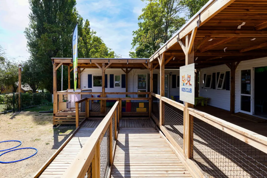 Camping La Croix du Vieux Pont