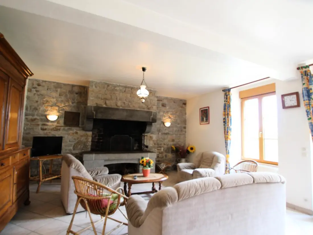 Maison de Vacances BESLON 2
