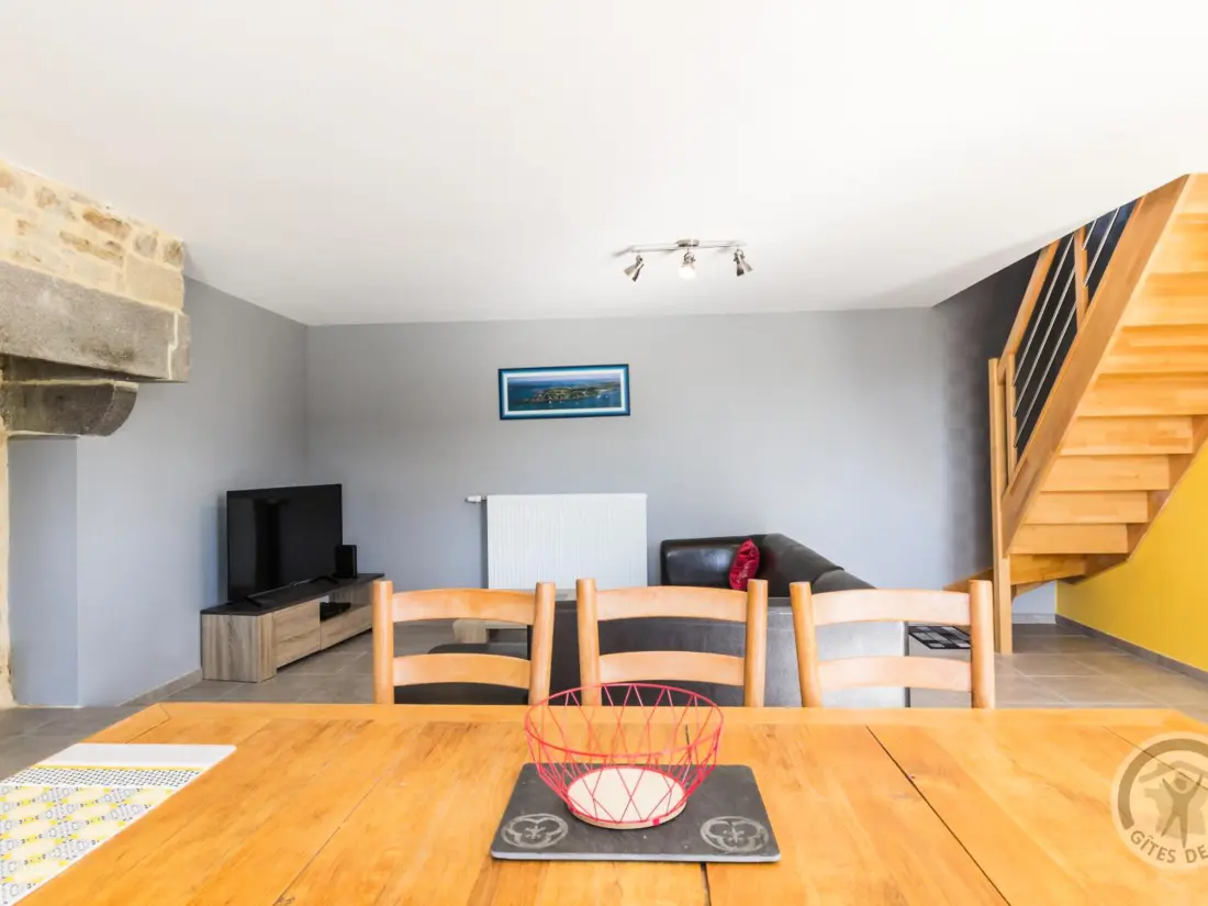 Maison de Vacances BESLON 4