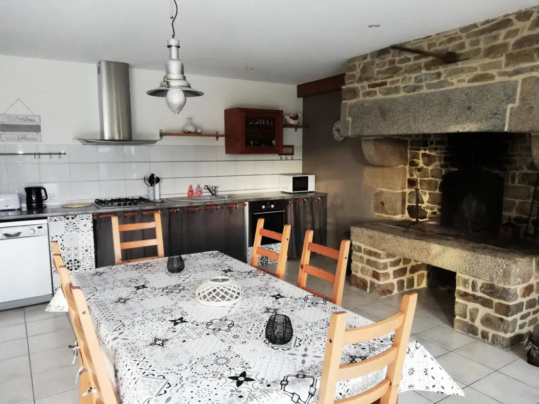 Maison de Vacances BESLON 5
