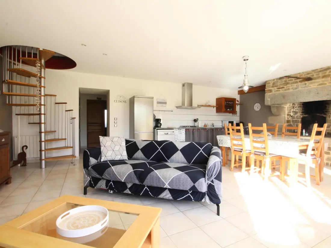 Maison de Vacances BESLON 5