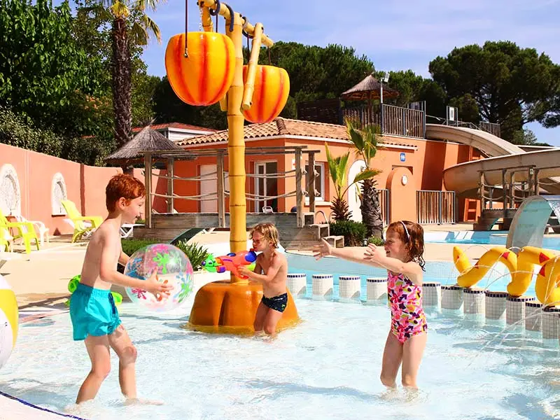 Camping Domaine Sainte Veziane 4 étoiles★★★★