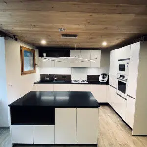 Grange authentique au coeur d'un charmant village savoyard