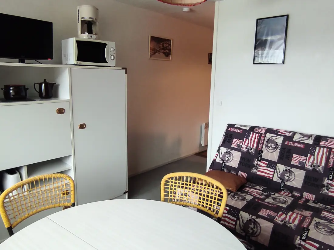 Location de Vacances Besse-et-Saint-Anastaise 8