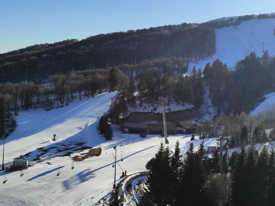 Location de Vacances Besse-et-Saint-Anastaise 8