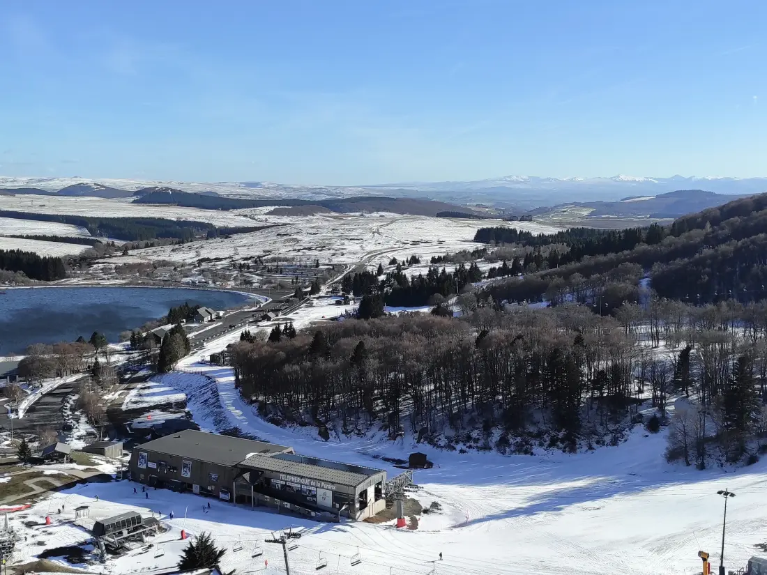 Location de Vacances Besse-et-Saint-Anastaise 9