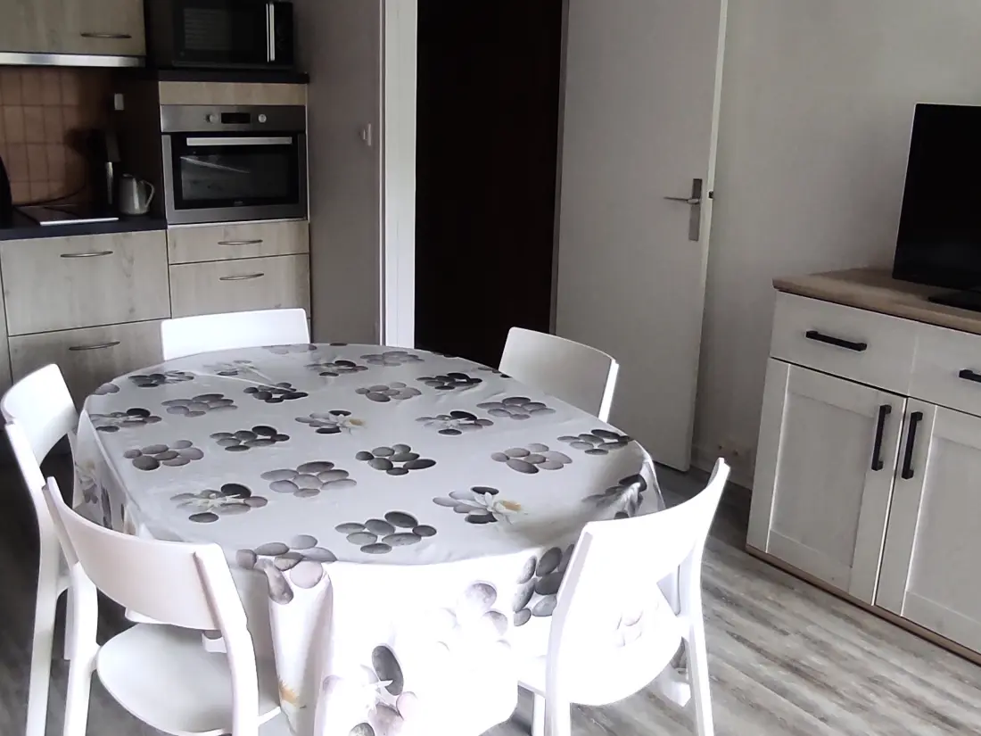 Location de Vacances Besse-et-Saint-Anastaise-Super Besse 39