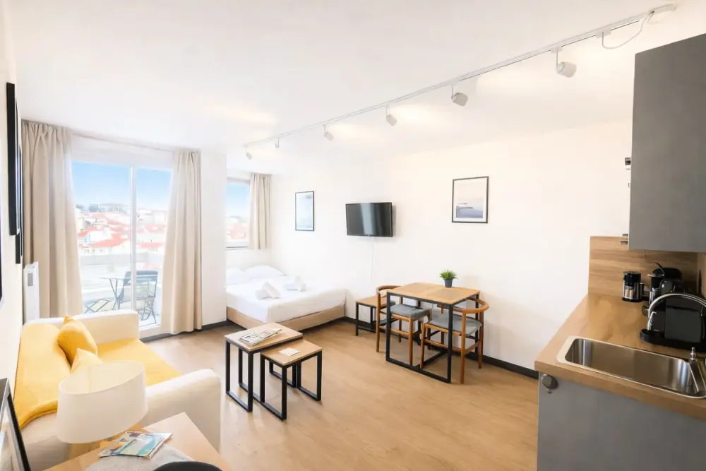 Charmant Studio Avec Balcon, Piscine & Plage