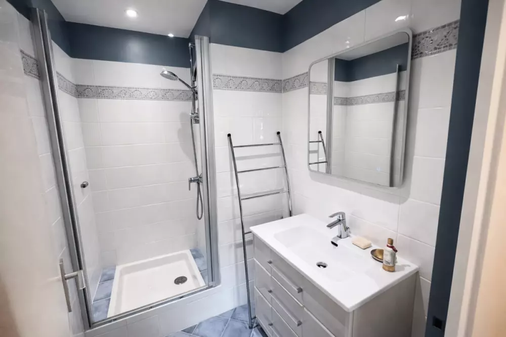 Superbe Appartement Avec Garage à 5min De La Plage