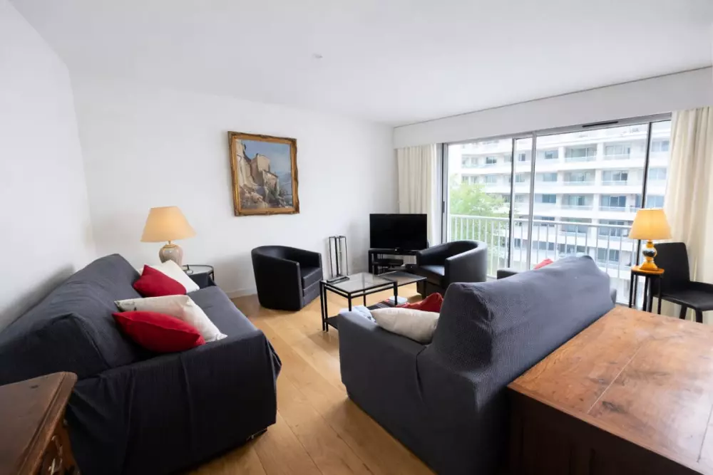 Superbe Appartement Avec Garage à 5min De La Plage