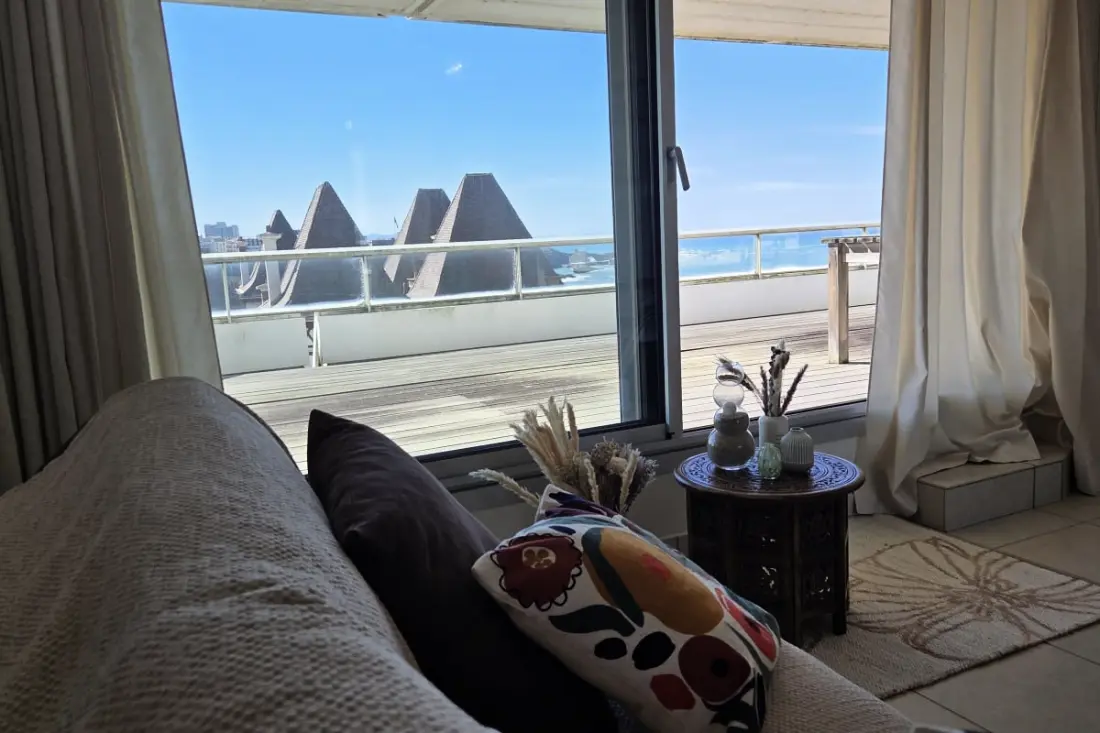 Vue Panoramique Et Terrasse à Biarritz
