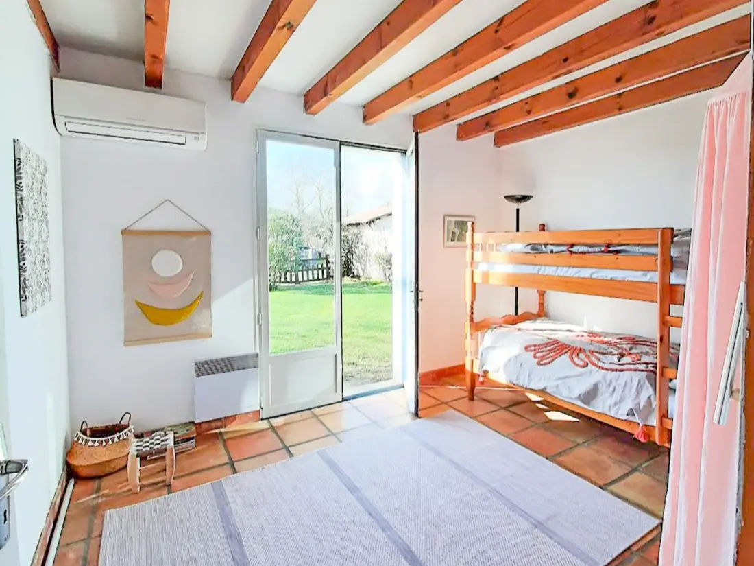 Maison de Vacances Bias 5