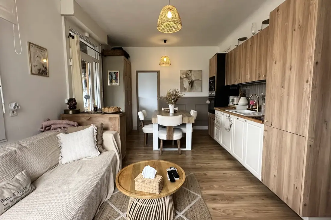 Appartement Avec Grande Terrasse à Biganos