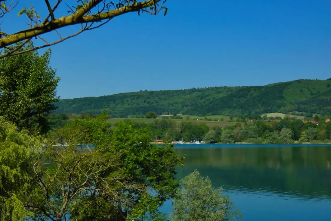 Résidence Lac Casa 60’ – Charme Rétro En Bord De Lac