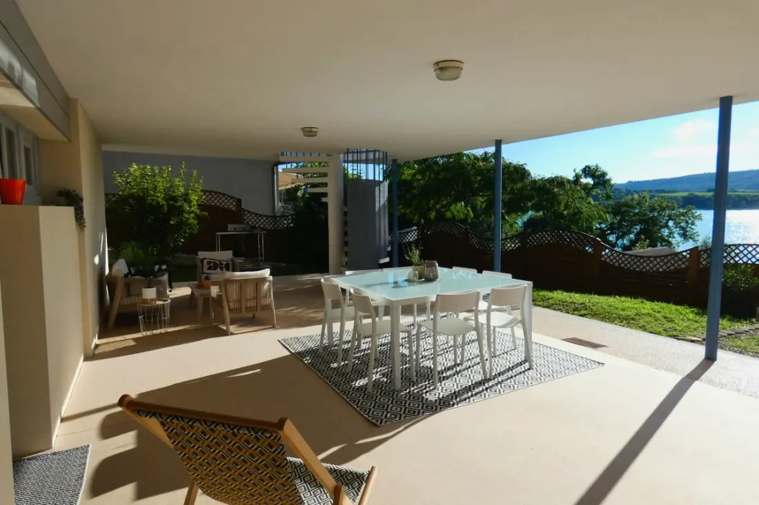 Résidence Lac Casa 60’ – Charme Rétro En Bord De Lac