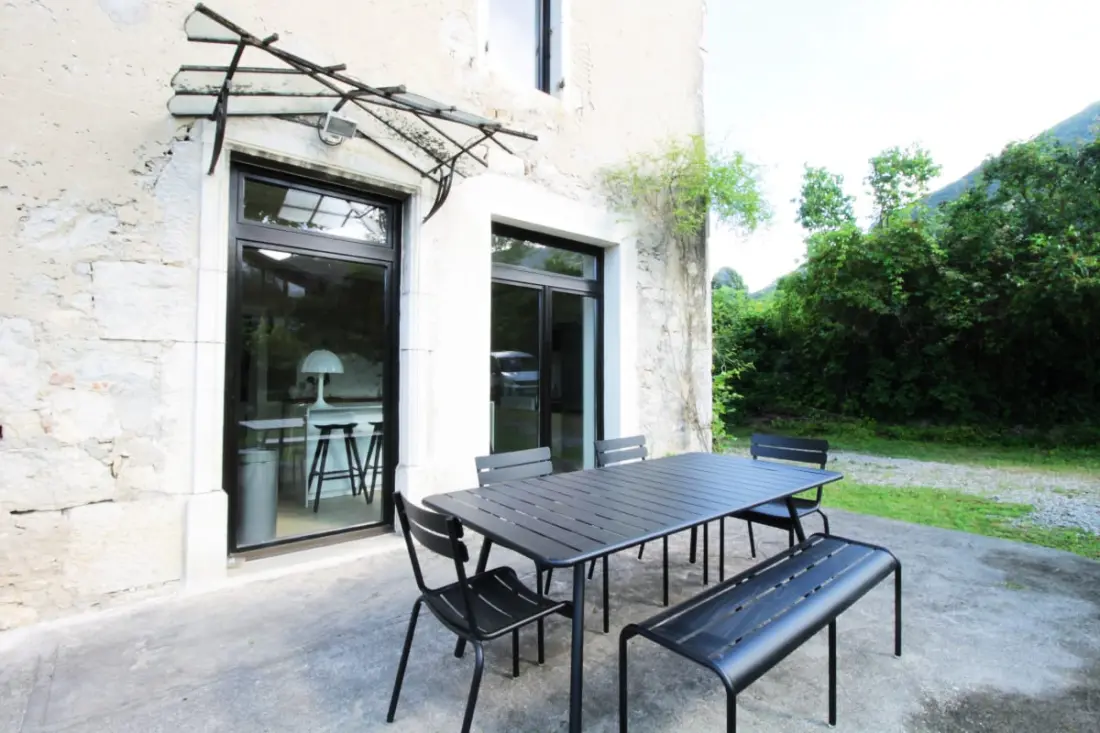 Maison Familiale, Cadre Paisible Et Piscine !