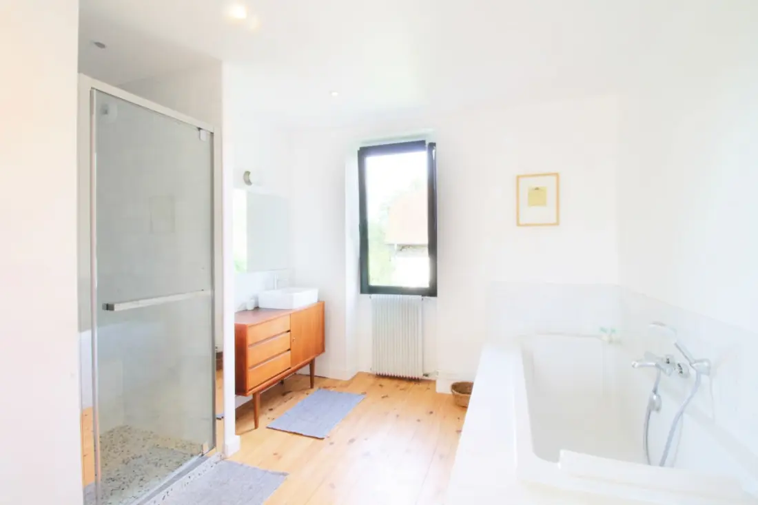 Maison Familiale, Cadre Paisible Et Piscine !