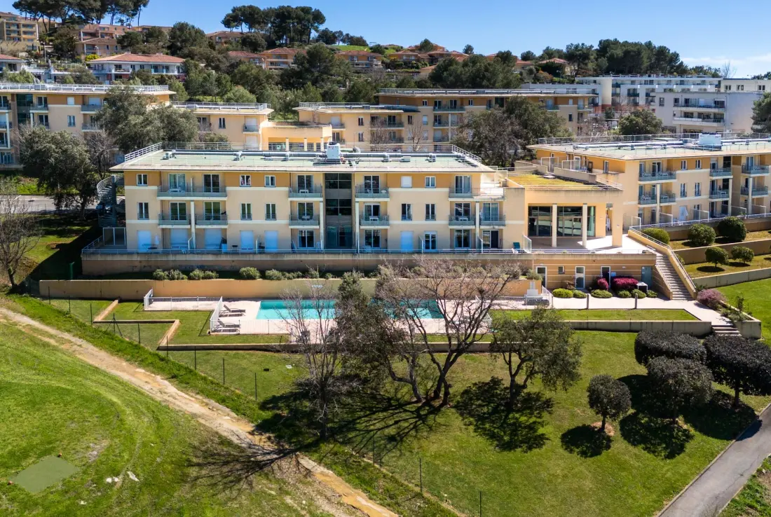 Néméa Appart'Hôtel Green Side