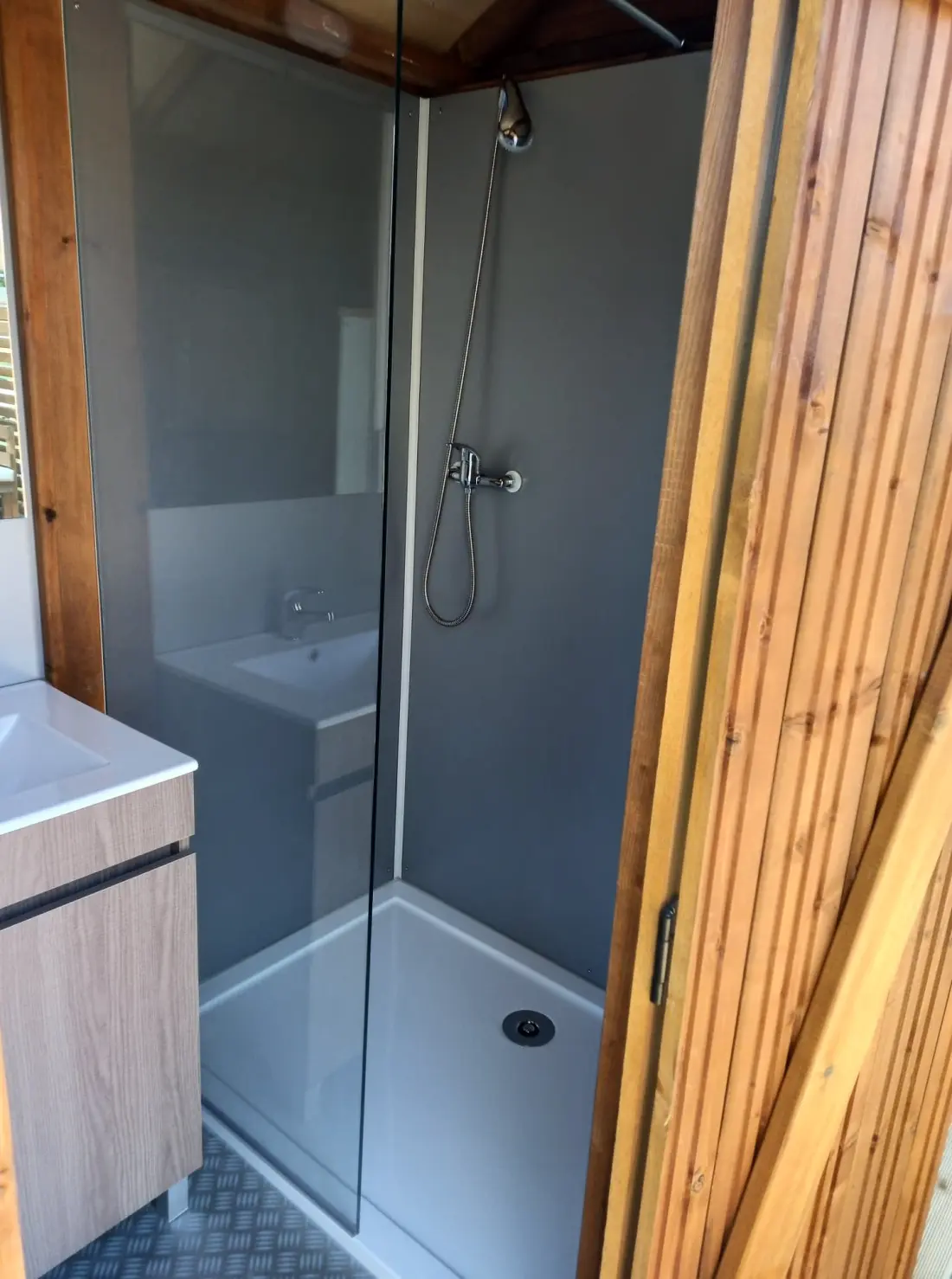 Flower Camping Olivigne 4 étoiles★★★★