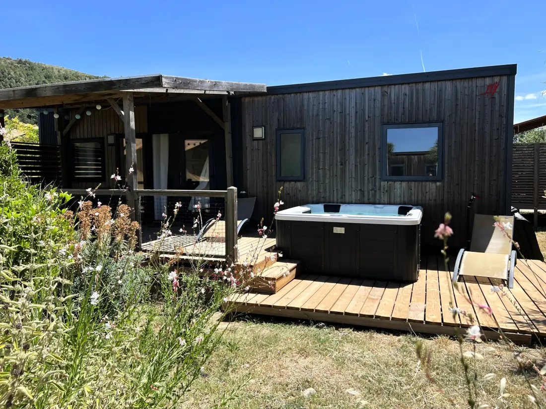 Flower Camping Olivigne 4 étoiles★★★★