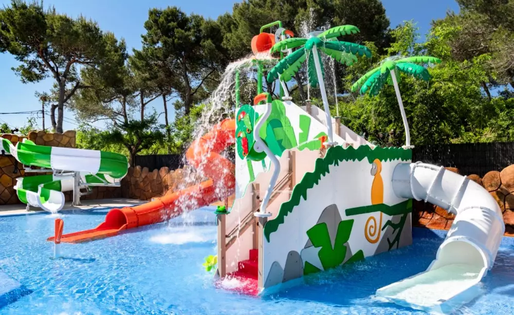 Camping Solmar by Viajes Velero 2 étoiles★★