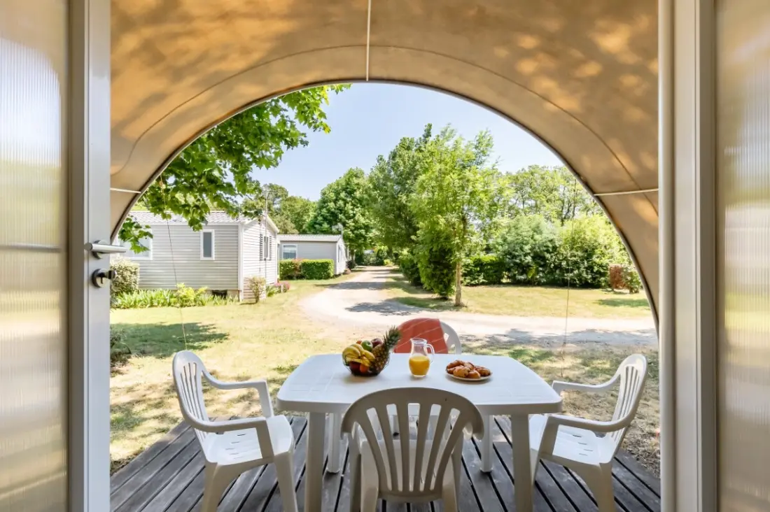 Camping maeva Escapades Le Bois Joli 4 étoiles★★★★