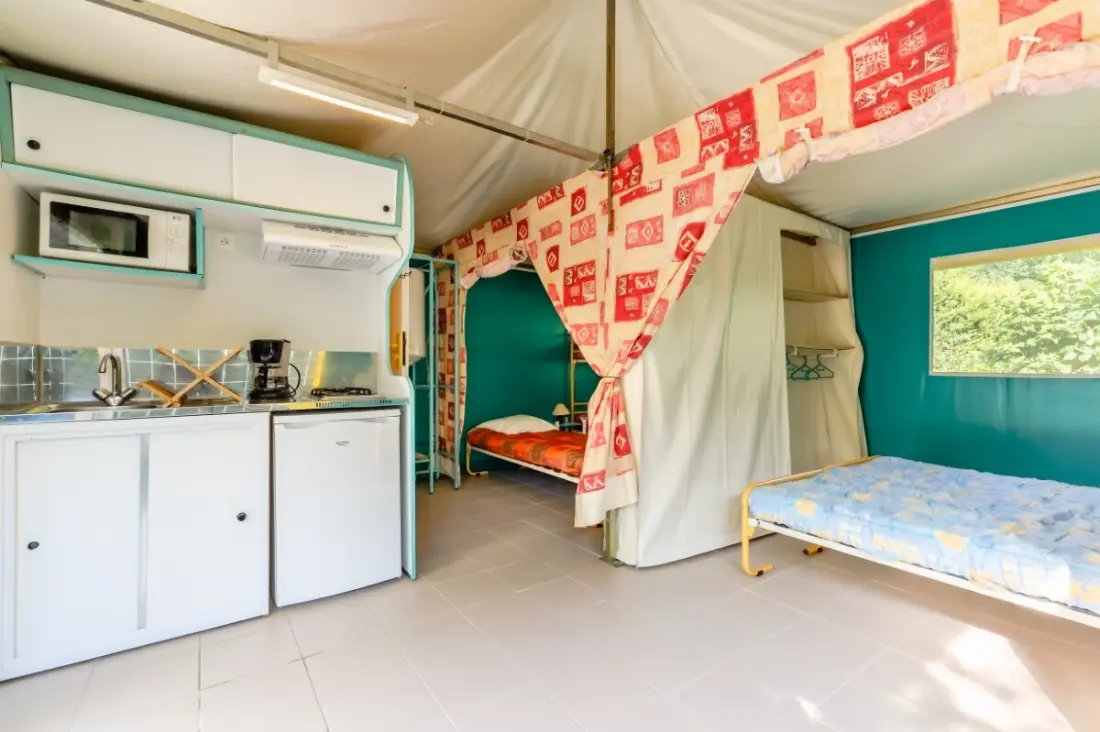 Camping maeva Escapades Le Bois Joli 4 étoiles★★★★