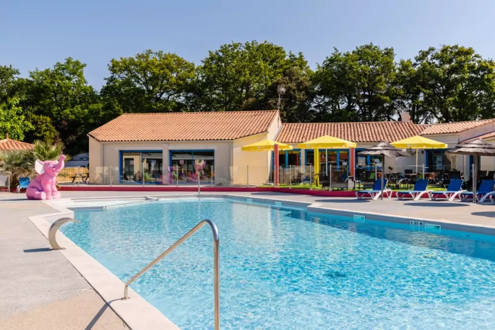Camping maeva Escapades Le Bois Joli 4 étoiles★★★★