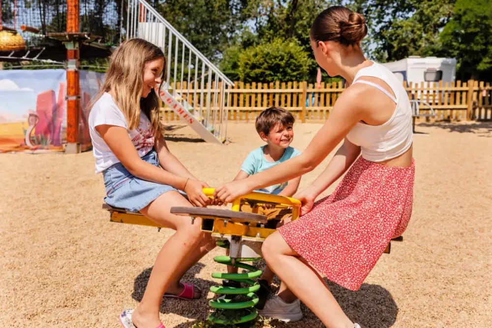 Camping maeva Escapades Le Bois Joli 4 étoiles★★★★