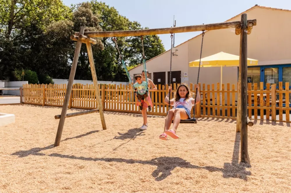 Camping maeva Escapades Le Bois Joli 4 étoiles★★★★