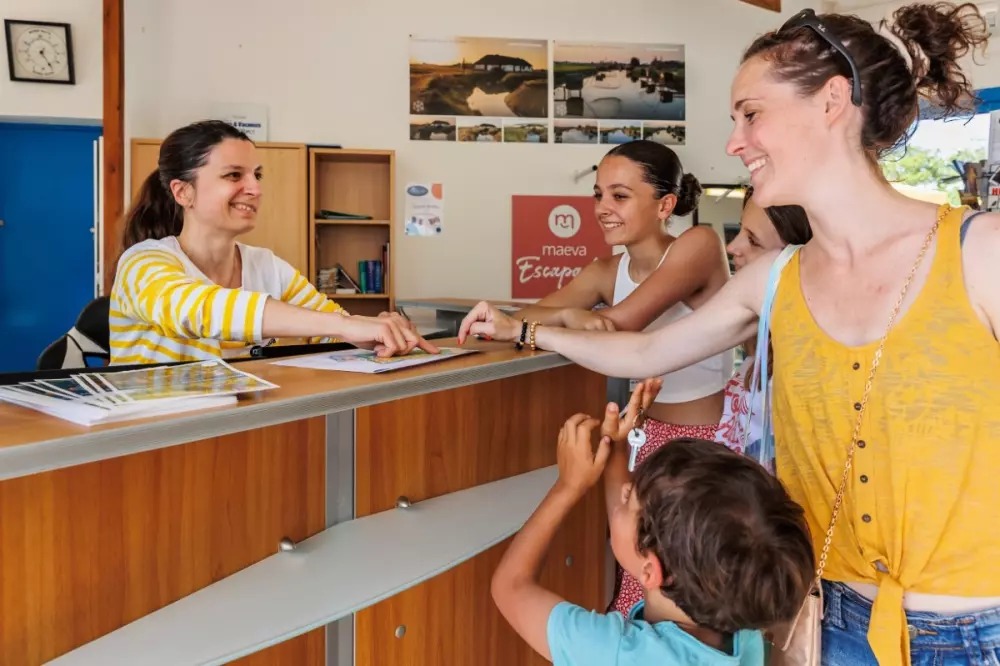 Camping maeva Escapades Le Bois Joli 4 étoiles★★★★