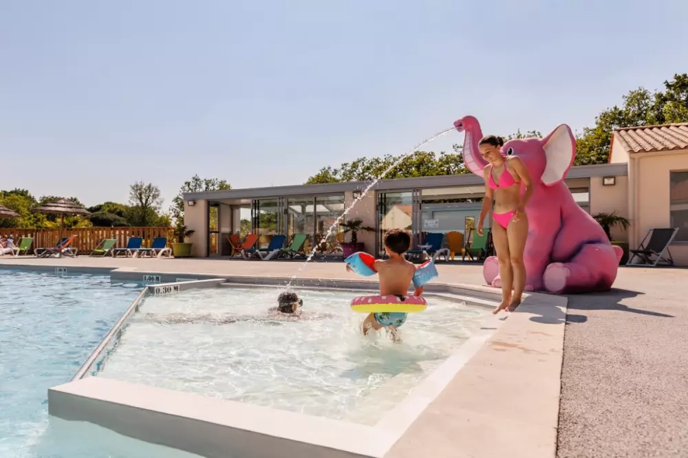 Camping maeva Escapades Le Bois Joli 4 étoiles★★★★