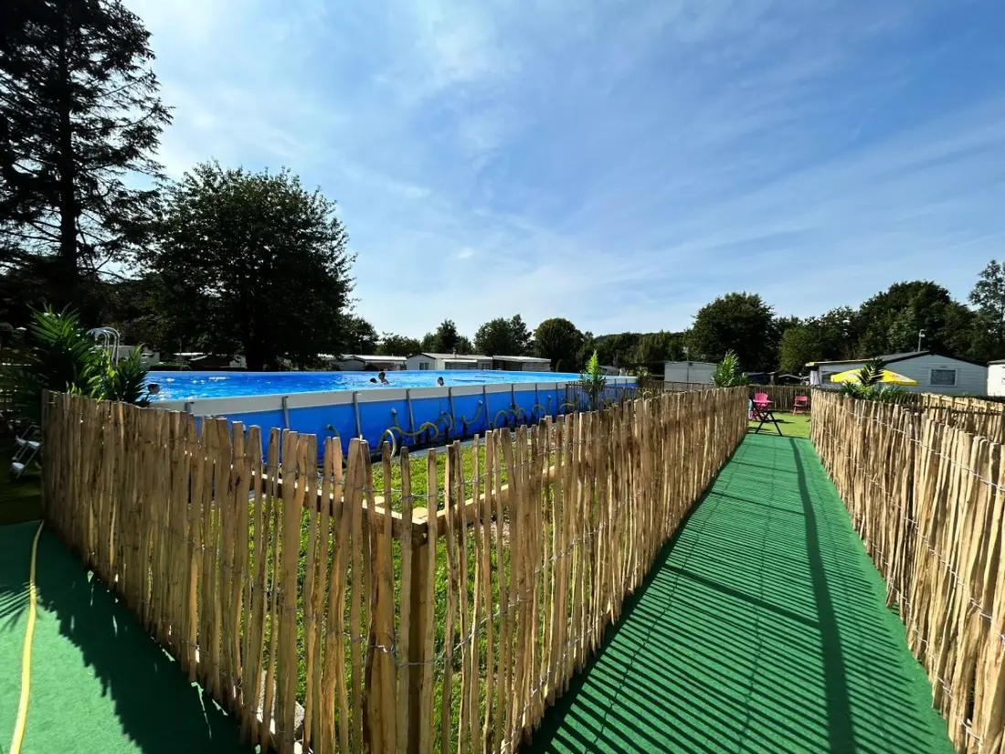 Camping des Carrières et Nature2 étoiles★★