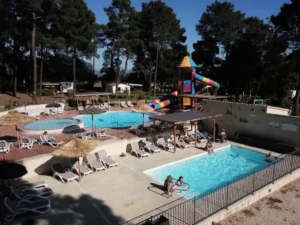 Camping La Simioune Vaucluse et Drome Provencale 3 étoiles★★★