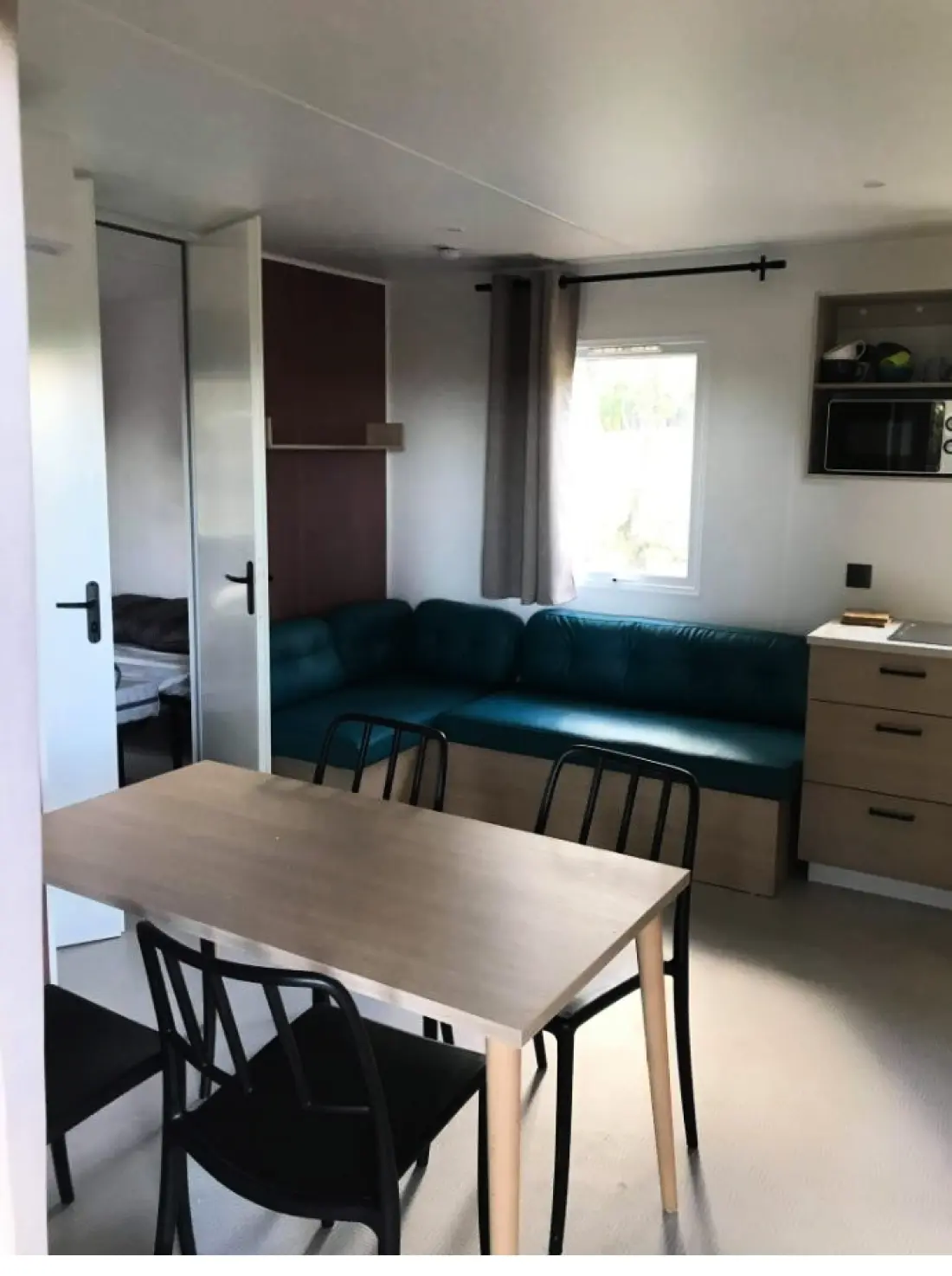 Camping La Simioune Vaucluse et Drome Provencale 3 étoiles★★★
