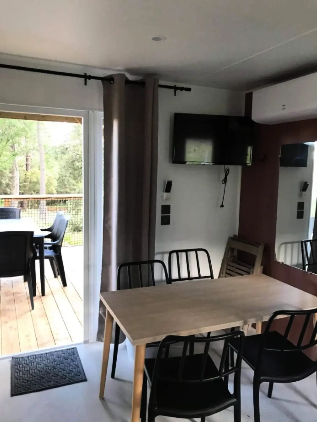 Camping La Simioune Vaucluse et Drome Provencale 3 étoiles★★★