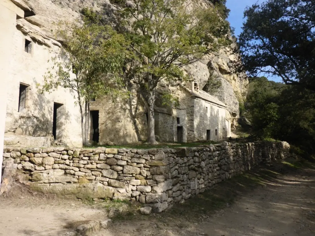 Camping La Simioune Vaucluse et Drome Provencale 3 étoiles★★★