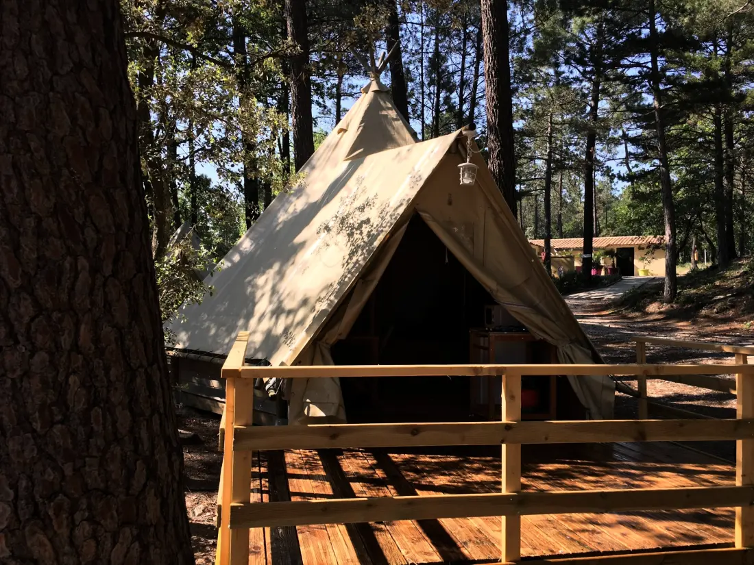 Camping La Simioune Vaucluse et Drome Provencale 3 étoiles★★★