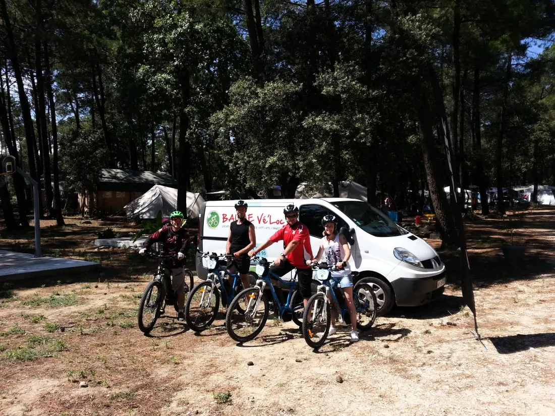 Camping La Simioune Vaucluse et Drome Provencale 3 étoiles★★★