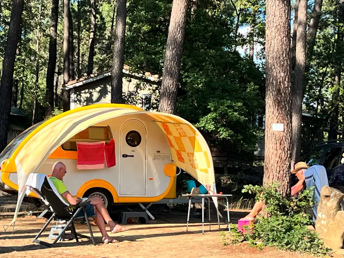 Camping La Simioune Vaucluse et Drome Provencale 3 étoiles★★★