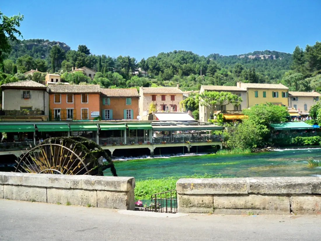 Camping La Simioune Vaucluse et Drome Provencale 3 étoiles★★★