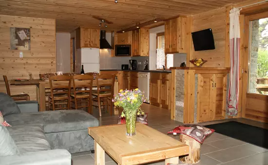 Appartement 4 pièces 7 pers vue montagne et au pied des pistes pour débutant