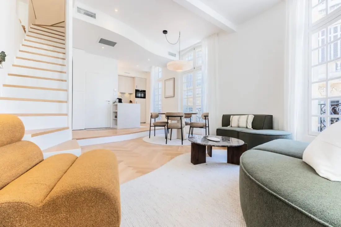 Appartement 2 Chambres En Duplex, Clim, Centre Ville