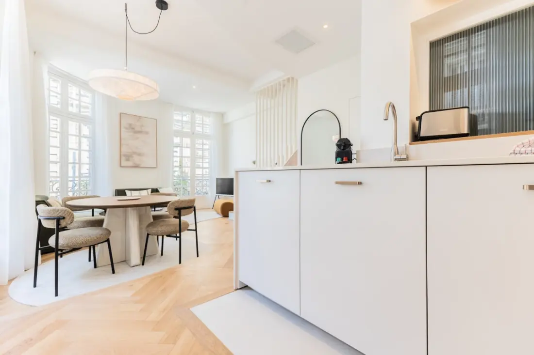 Appartement 2 Chambres En Duplex, Clim, Centre Ville