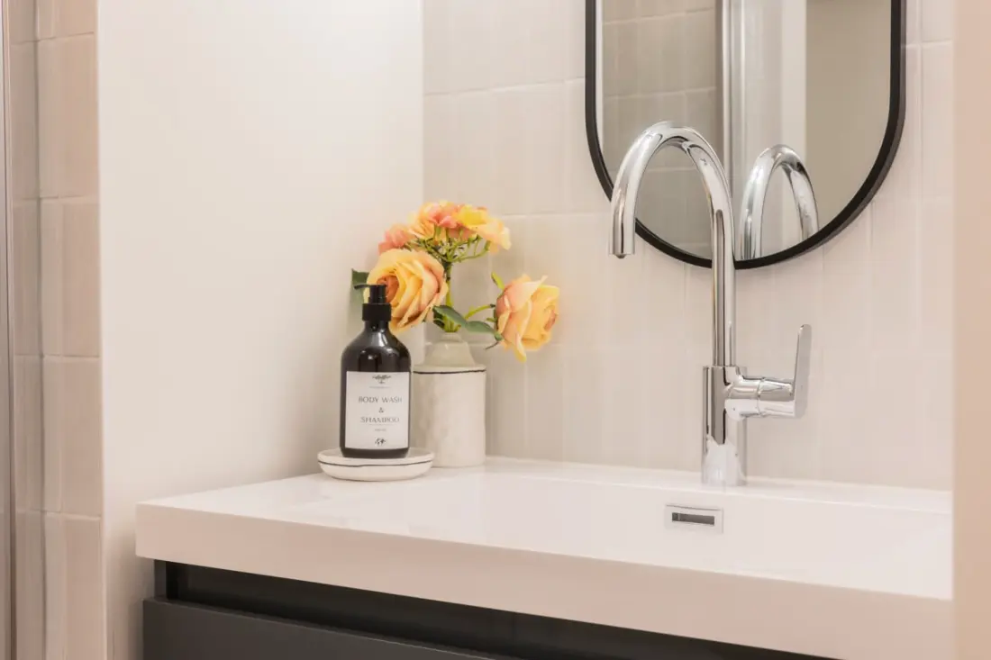 Appartement Avec Clim &amp; Patio, Coeur Des Chartrons