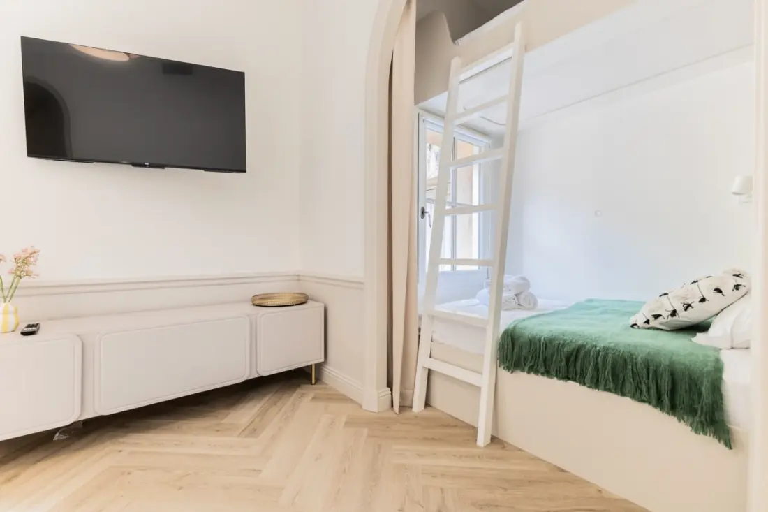 Appartement Avec Terrasse &amp; Clim, Cœur Chartrons