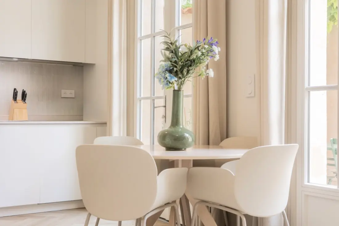 Appartement Avec Terrasse &amp; Clim, Cœur Chartrons