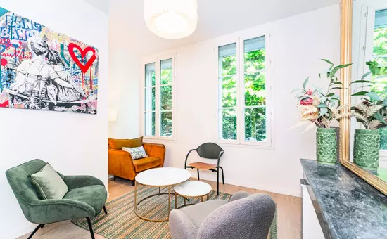 Appartement Charmant Et Lumineux De 60 M² Situé Sur La Rive Droite