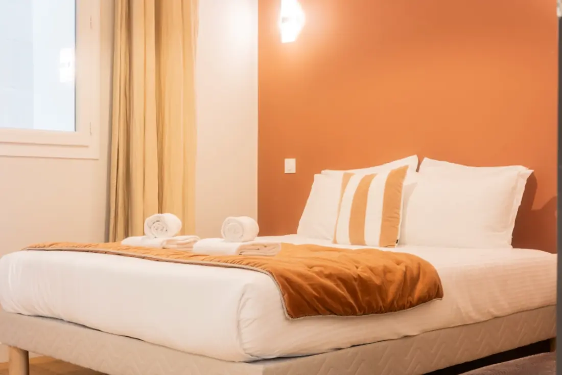 Appartement De Luxe 3 Chambres En Hyper Centre, Climatisation, Ascenseur