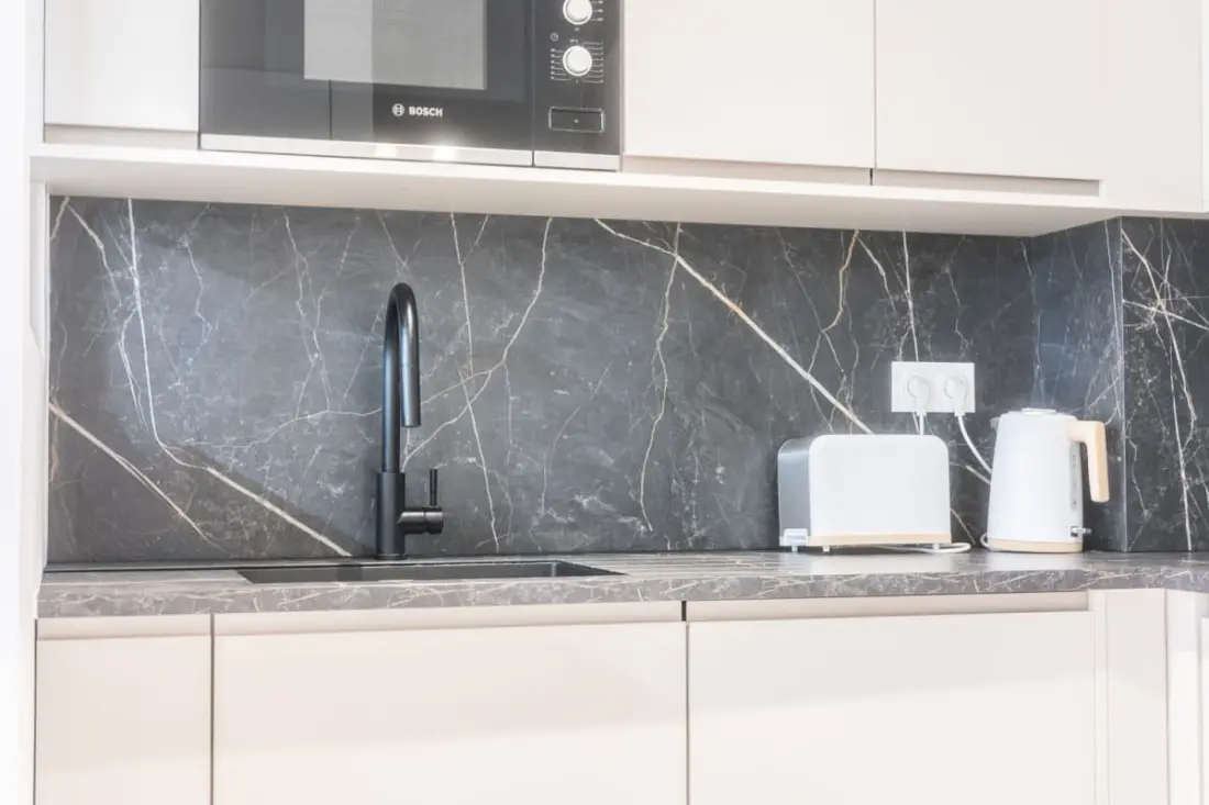 Appartement De Luxe 3 Chambres En Hyper Centre, Climatisation, Ascenseur